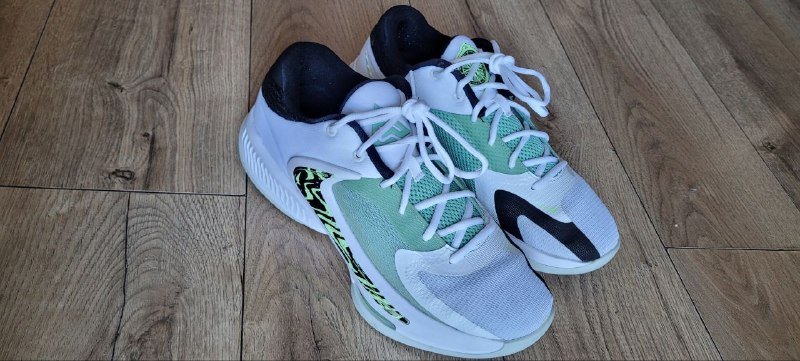 Кроссовки Nike размер 44 4