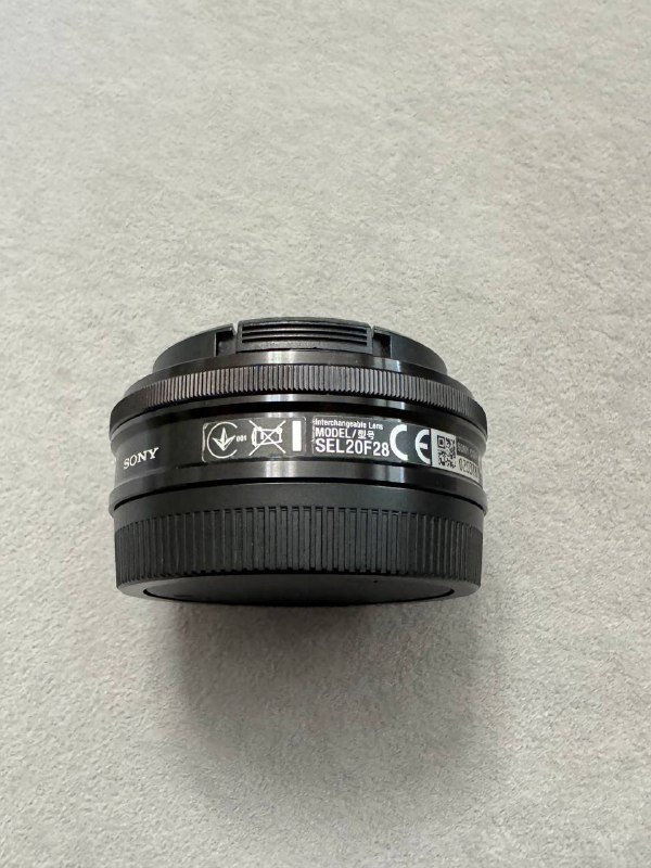 Объектив Sony 20mm F2.8 SEL20F28 2