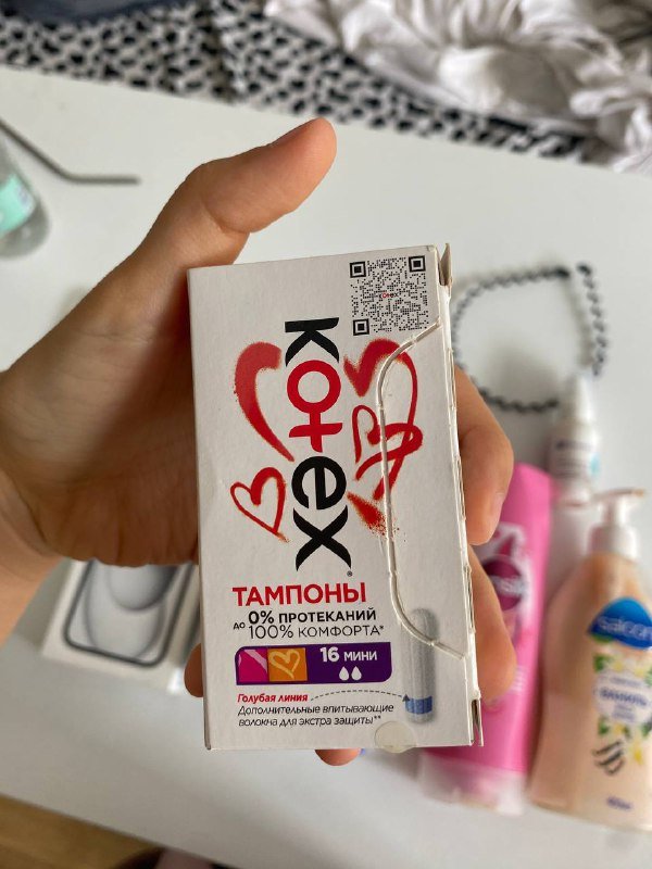 жидкое мыло, кондиционер, чехлы на айфон, тампоны, женские майки 2