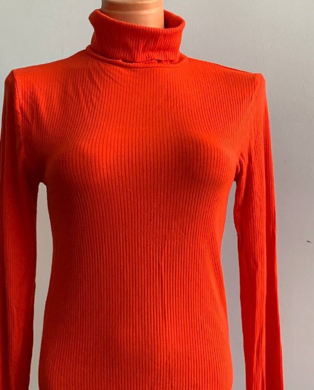 Яркая водолазка AMISU размер L 2