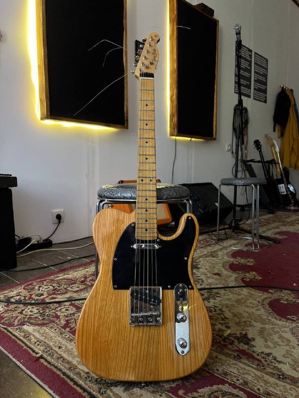 Telecaster Harley Benton TE-52 NA, Harley Benton ST-62 BK Vintage Series 6
