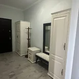 Кухня, прихожая, спальня, диван 1