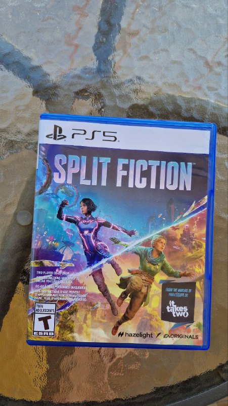Игра Split Fiction для Playstation 5 (PS5) диск 3