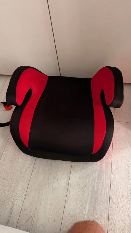 Children's car seat 1