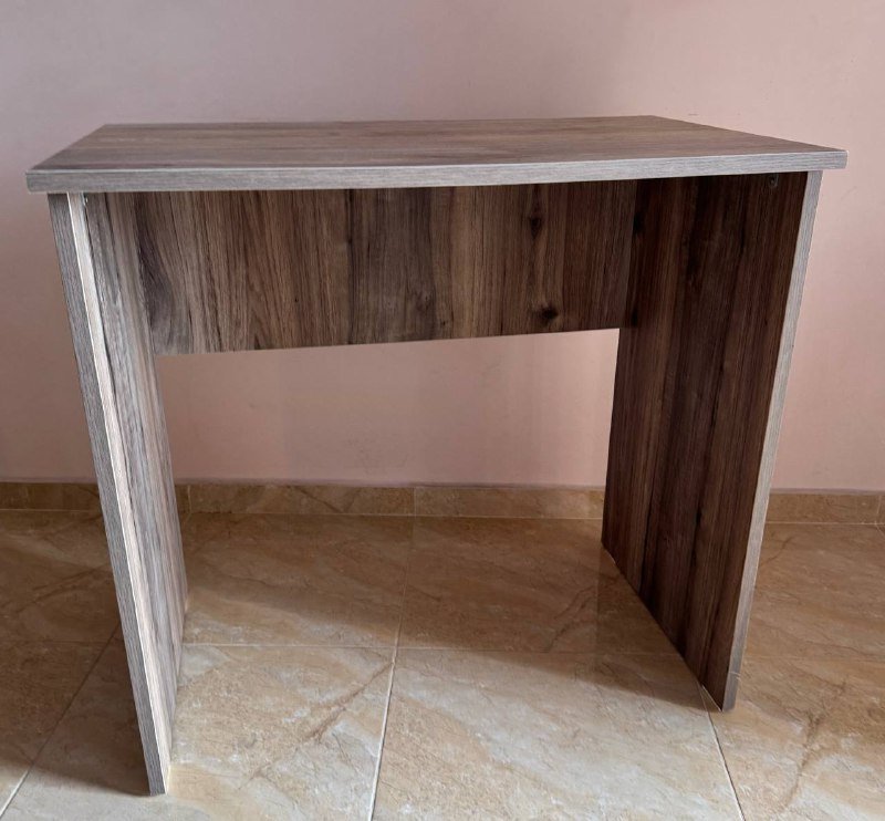 Стул, стол 50х80 см высота 75 см 2