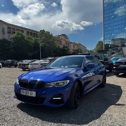 BMW 330