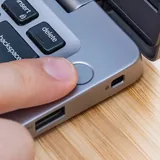 Ноутбук Dell Latitude 7400 12 ГБ 4