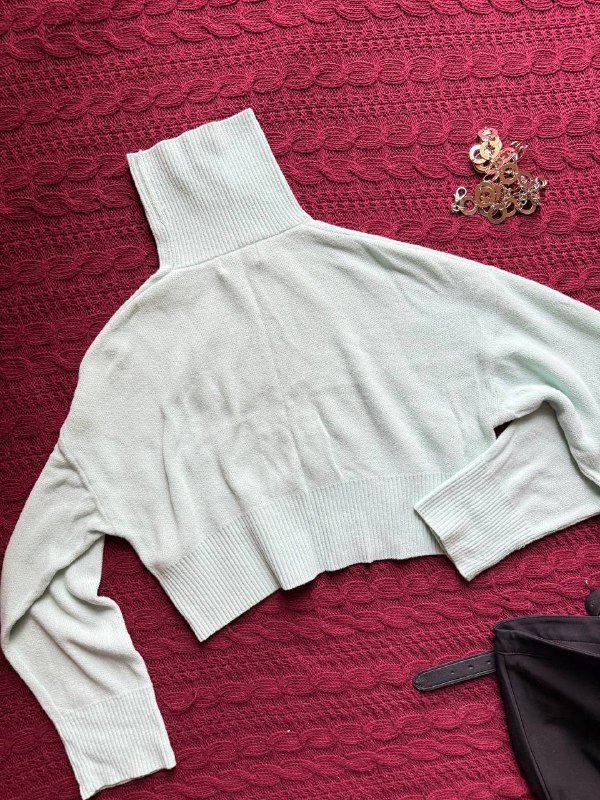 Пиджак, футболка, юбка-трапеция, укороченный свитер, кожаная юбка H&M 7