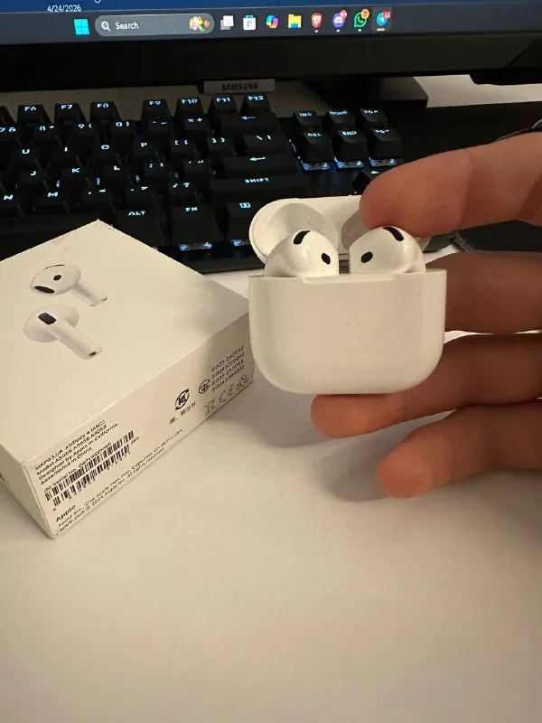 Skullcandy Crusher Evo, AirPods 4 ANC, HyperX Alloy FPS, HyperX Cloud II, JBL Clip 2 4