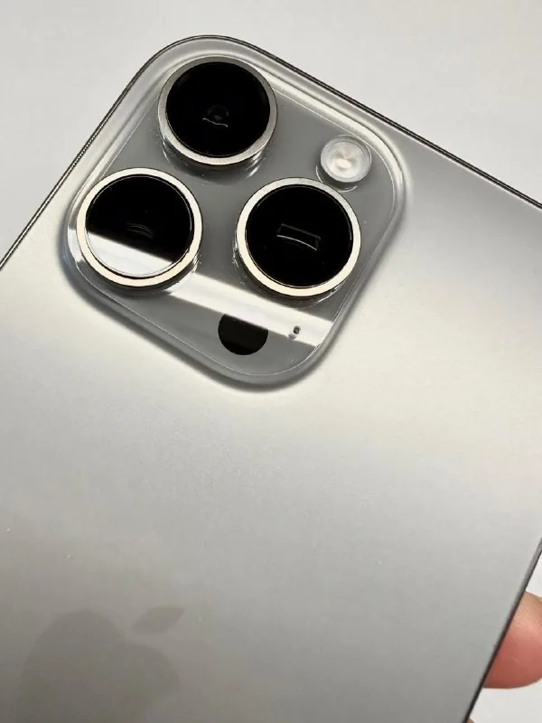 2 × iPhone 16 Pro Max 256 ГБ 1