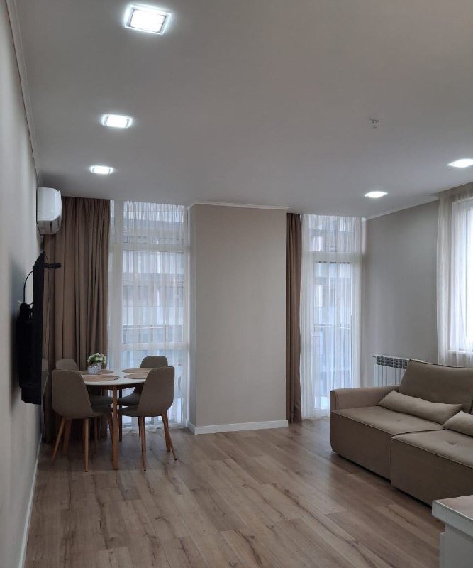 2-комнатная квартира с балконом, кондиционером, интернетом