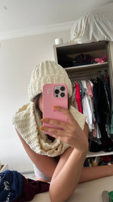 Комплект шапочка и шарфик, противень с решеткой, эспандер, ремешок для часов, перчатки для спорта, мужские аквашузы 2