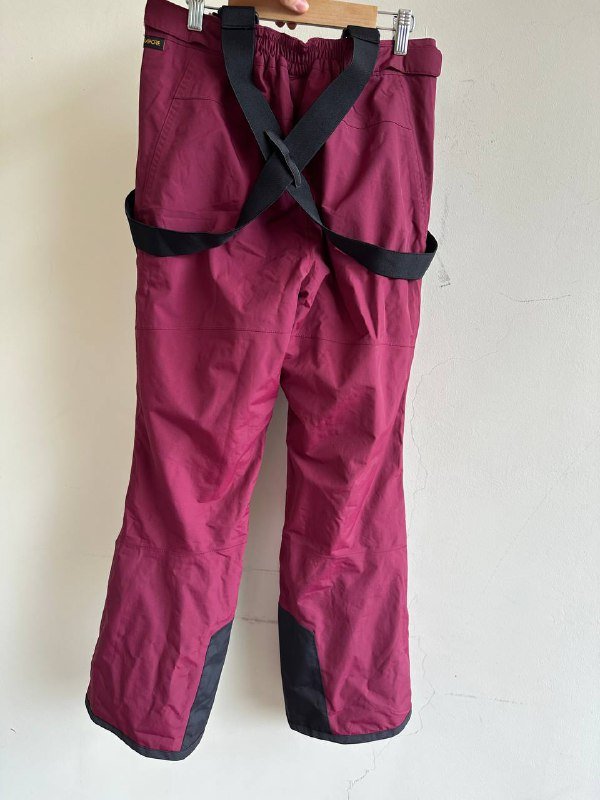 Женские лыжные штаны Jack Wolfskin S 4