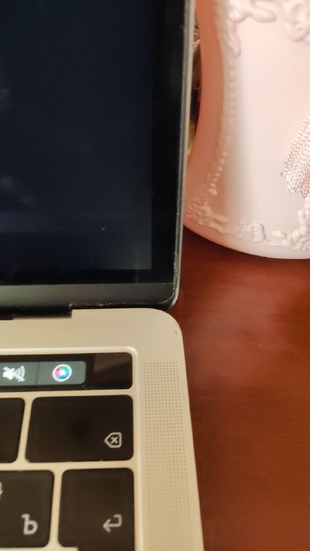 Macbook pro 13 2019, 8Гб, ssd 128 8