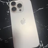 iPhone 16 Pro 128 GB Gold 2