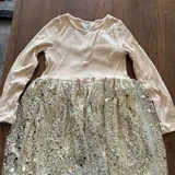 Платье на девочку H&M 1