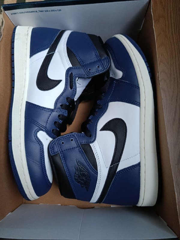 Лимитированные кроссовки Nike Air Jordan 44.5 3