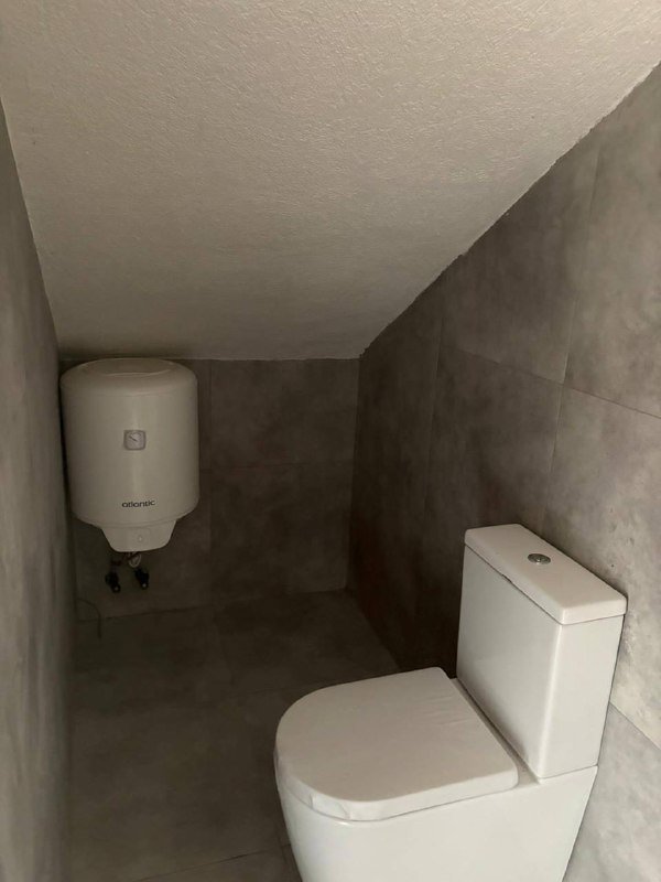 Коммерческое помещение под офис, клинику, магазин 7