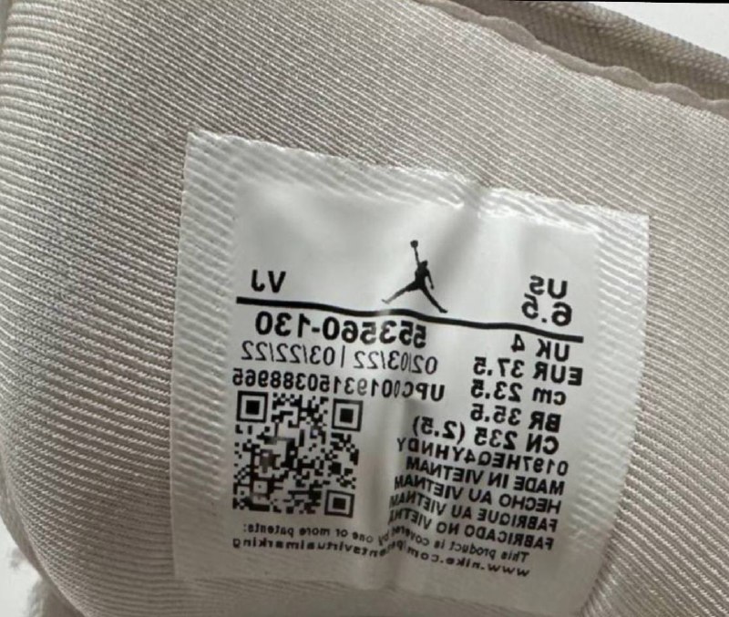 Кроссовки Nike Jordan размер 37 и 37.5