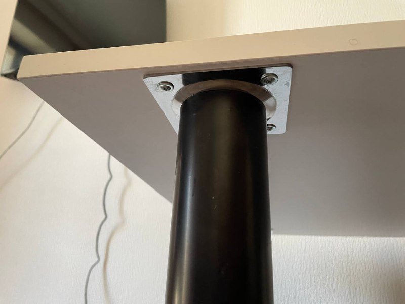 Компьютерный стол 2