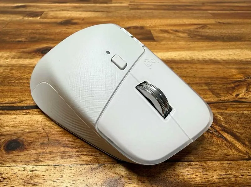 Logitech MX Master 4 мышь 1