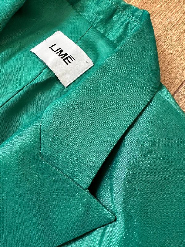 Укороченный пиджак размер М 4