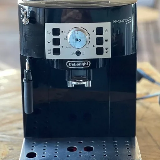 Кофемашина De’Longhi Magnifica S