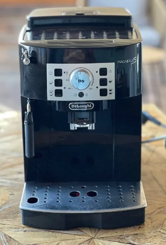 Кофемашина De’Longhi Magnifica S