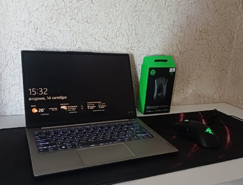 Ноутбук Lenovo ThinkBook 13s G2 ITL 13.3" с мышкой и ковриком