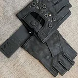 Кожаные перчатки Karl Lagerfeld 1
