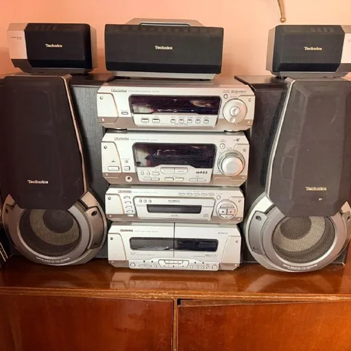Technics-ის მუსიკალური ცენტრი 5.1 აკუსტიკით და საბვუფერით