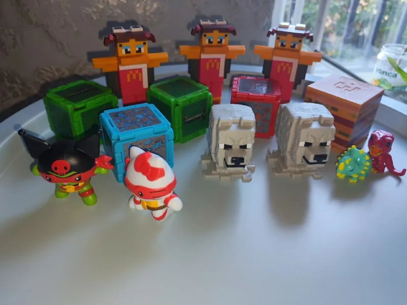 Игрушки