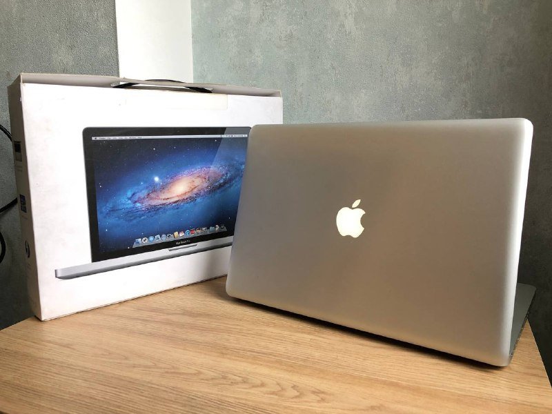 Apple MacBook Pro 15 late 2011 ноутбук 2