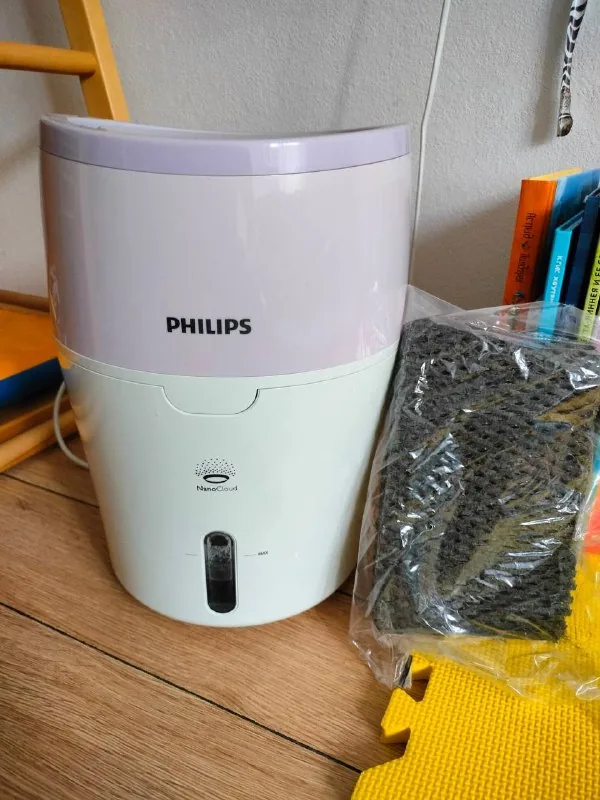 Увлажнитель Phillips HU4802 1