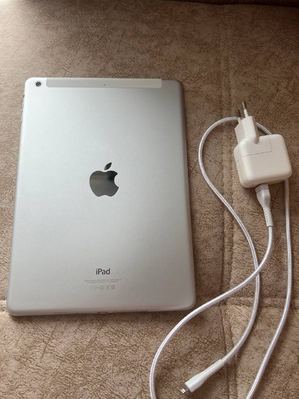 iPad Air 1 32 ГБ Wi-Fi + SIM с зарядкой 3
