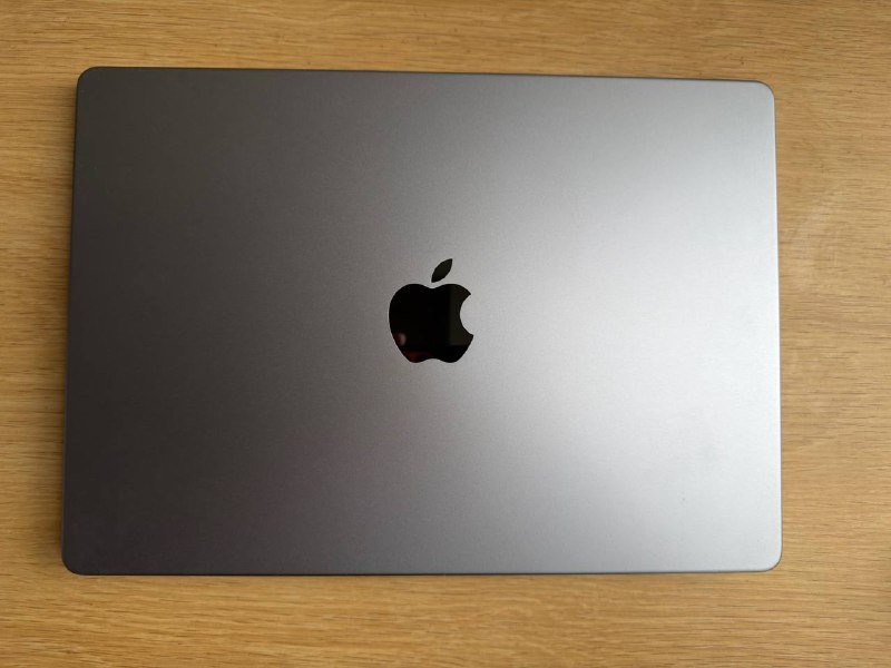 Macbook 14 pro M1 pro 16GB RAM 512GB SSD 2