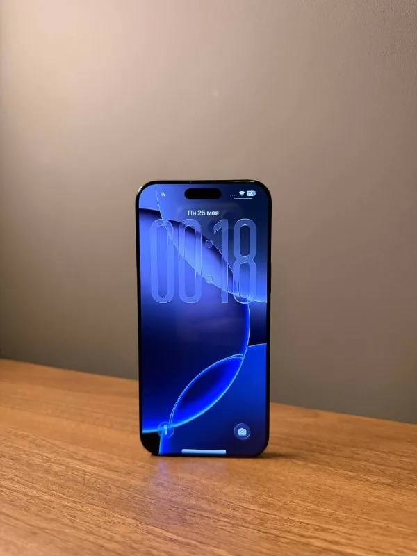 iPhone 16 Pro Max 256GB Black Titanium 1