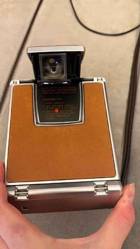 Polaroid SX-70 Alpha 1 4