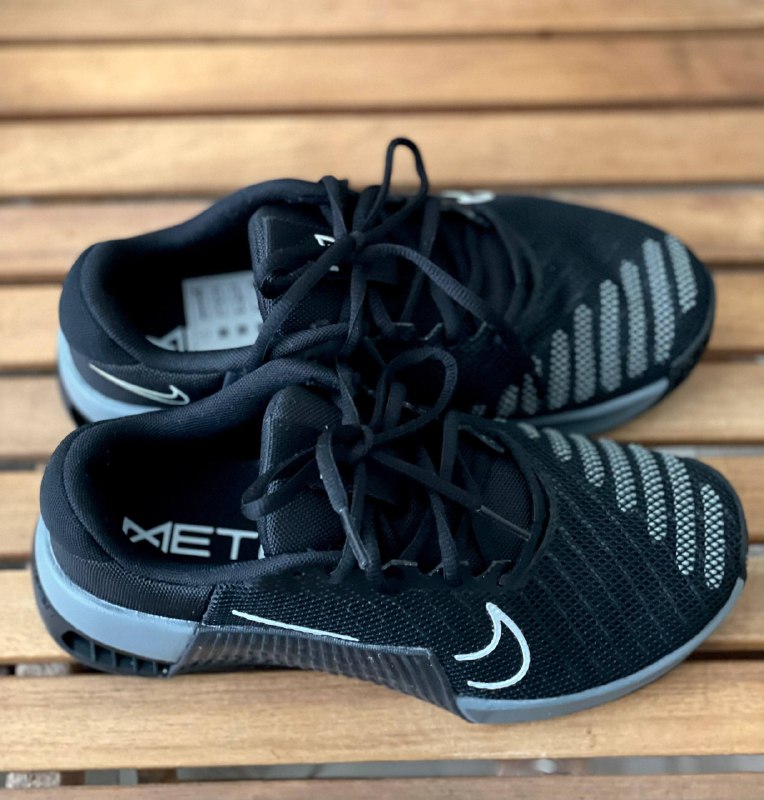 Кроссовки Nike Metcoon 9 новые 38 размер 5