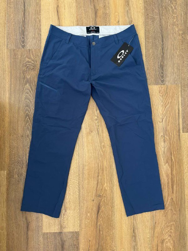 винтажное поло fred perry, футболка nike, лонгслив obey, кепки everlast и puma, ветровка oakley, штаны oakley, nike tech fleece 7