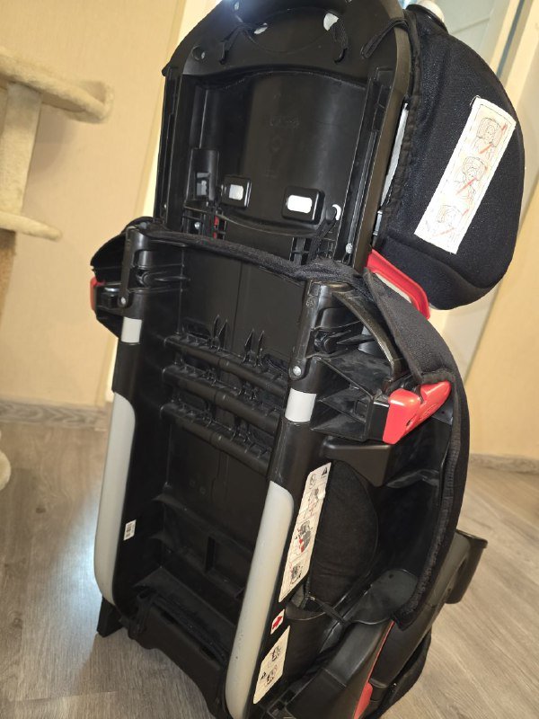 Детское автокресло Graco 9-36 кг 3