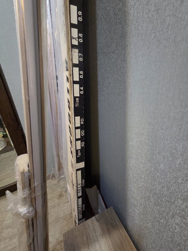 Межкомнатная дверь 80х2150 с коробкой и наличниками 2