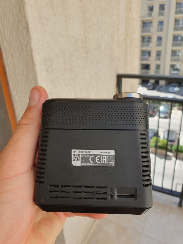 Видеорегистратор Xiaomi MiVue i88 2