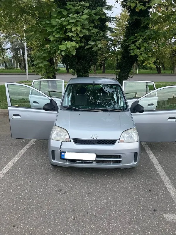 Daihatsu Cuore 2004 1