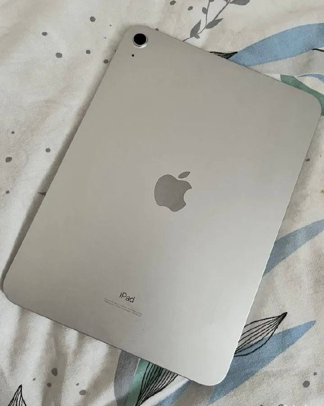 iPad 10, AirPods Pro 2