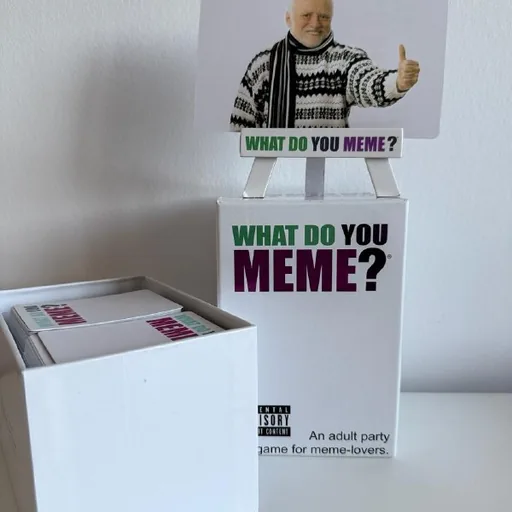 Настольная игра What Do You Meme?