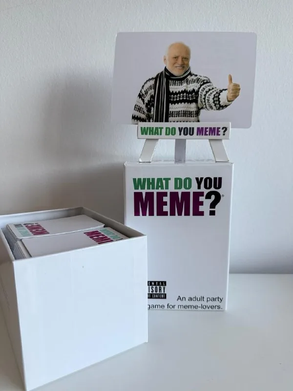 Настольная игра What Do You Meme?
