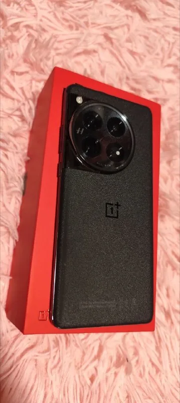 OnePlus 12 1