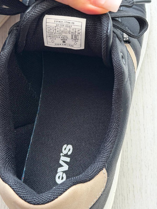Levis кеды 43 размер мужские 4