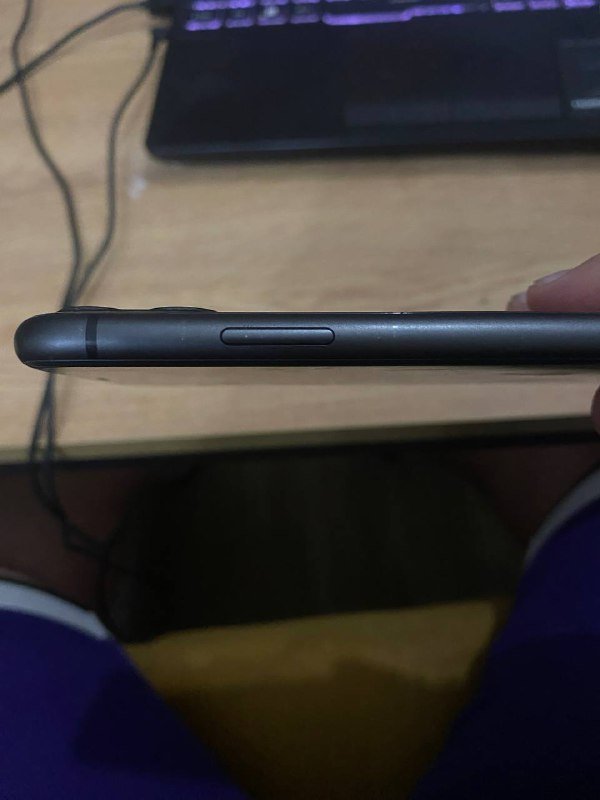 iPhone 11 128 GB чёрный 4